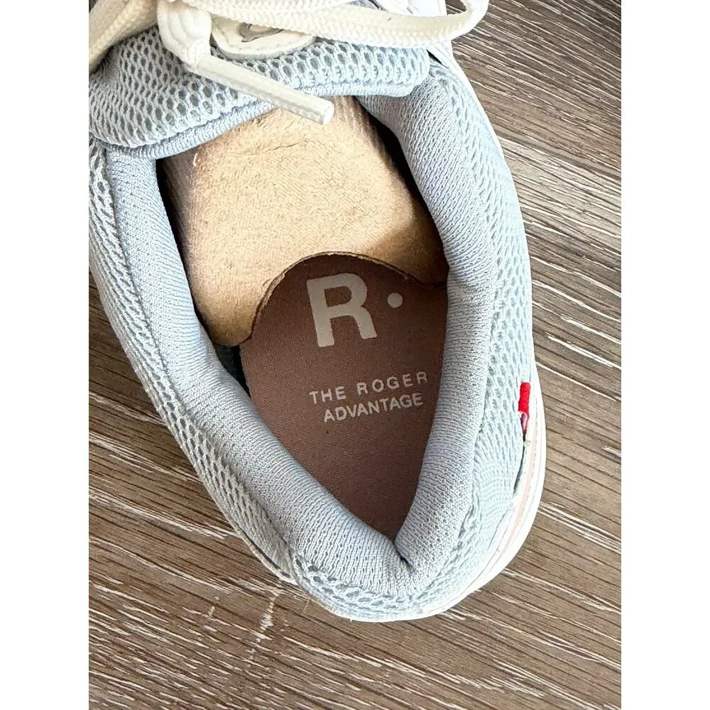 On Running THE ROGER Advantage White Rosehip Women’s Size 7 NIB New